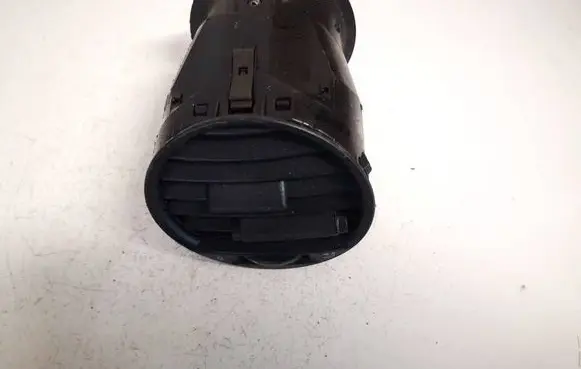 Volkswagen Caddy Dash center air vent grill 2k0819703b
