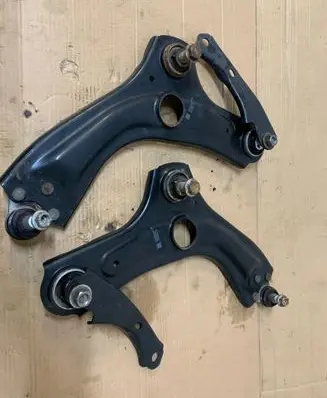 Nissan Juke II F16 Rear control arm