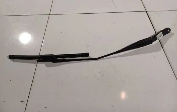 Ford Fiesta Front wiper blade arm 8A6117526BB