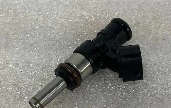 Audi R8 4S Fuel injector 07L133551E