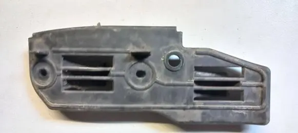 Volkswagen PASSAT B5.5 Front bumper mounting bracket 3B0807183E