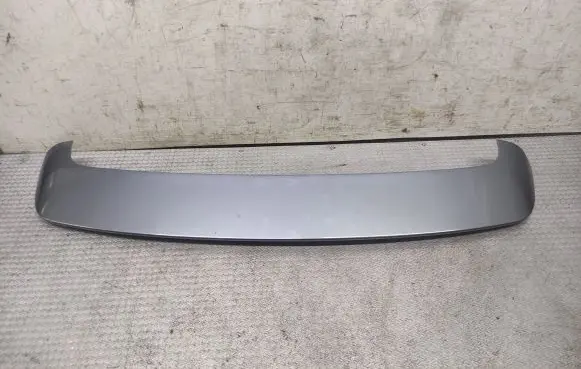 Tailgate/trunk spoiler