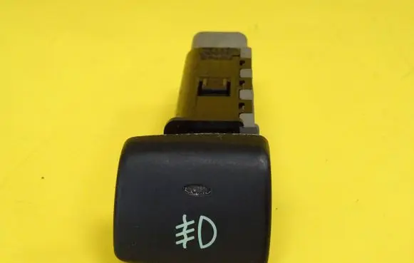 Hyundai Santa Fe Fog light switch 9374026500