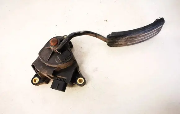 Renault Megane II Accelerator throttle pedal 8200153268