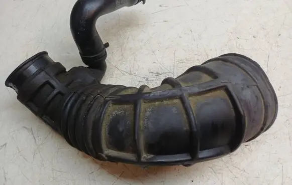 Opel Vectra C Air intake hose/pipe 9178631 90528773 1301637