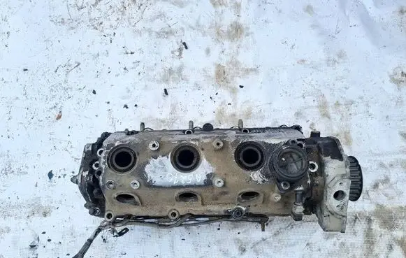 Saab 9-5 Engine head 