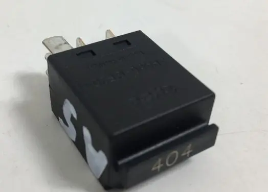 Audi A5 8T 8F Other relay 7M0951253C