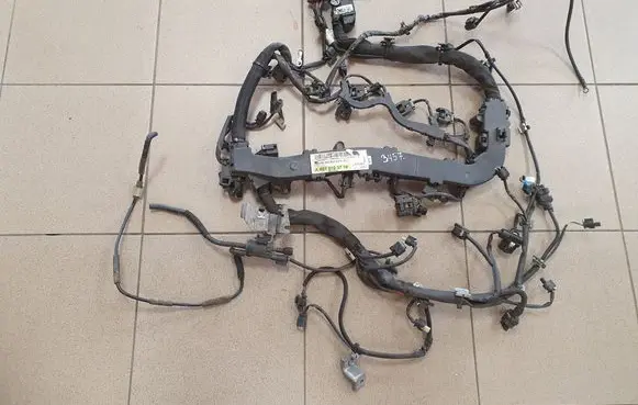 Mercedes-Benz E W212 Engine installation wiring loom A6510103718