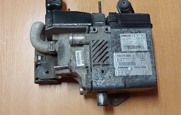 Audi A8 S8 D3 4E Auxiliary pre-heater (Webasto) 4E0815069F 4E0910105A