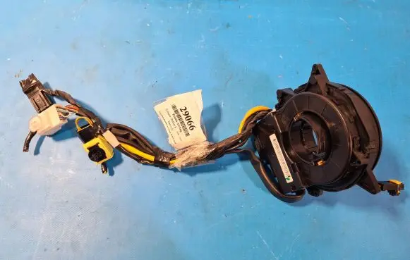 Subaru Outback Airbag slip ring squib (SRS ring) 27546ag010d