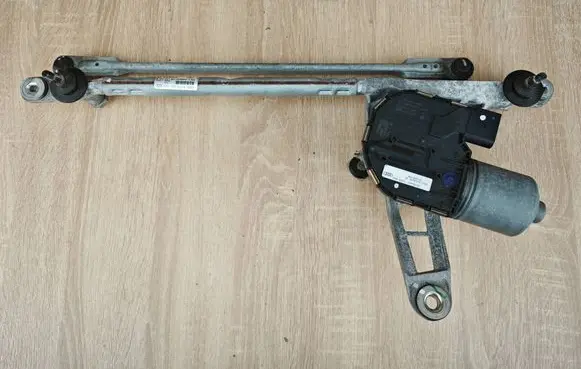 Audi A4 S4 B9 Front wiper linkage and motor 8W1955119 8W1955023A