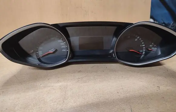 Peugeot 308 Speedometer (instrument cluster) 9809838380