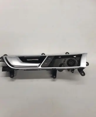 Audi A6 S6 C6 4F Front door interior handle 4F0837019C