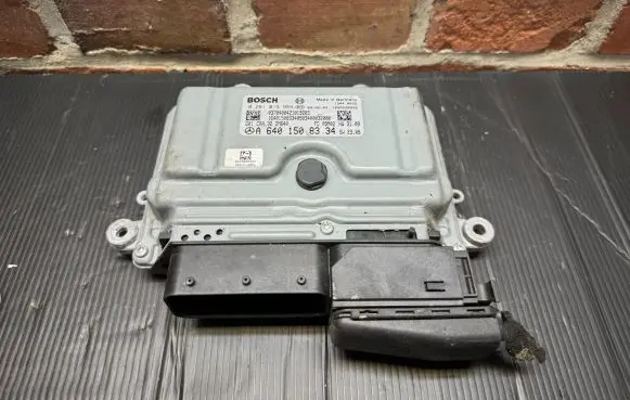 Mercedes-Benz B W245 Engine control unit/module A6401508334 0281015959