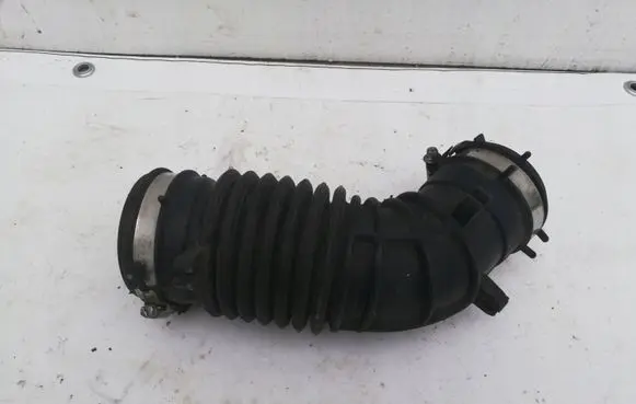 Renault Scenic III - Grand scenic III Turbo air intake inlet pipe/hose