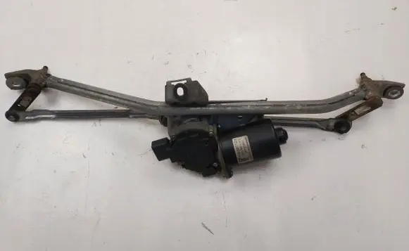 Front wiper linkage and motor