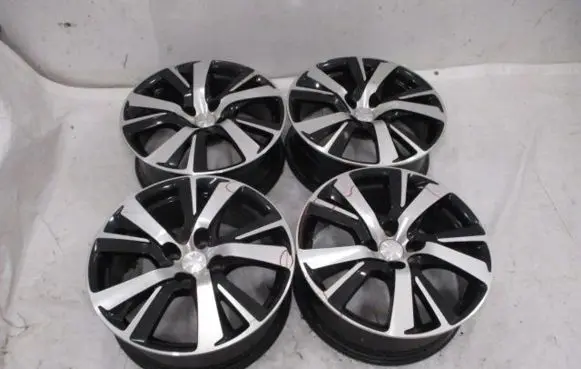Peugeot 307 R17 alloy rim 