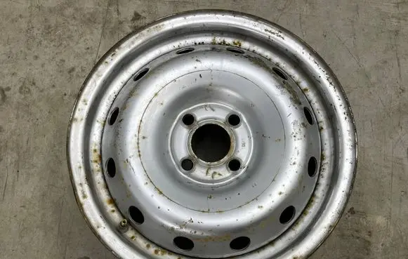 Renault Sandero I R15 steel rim 8200510755