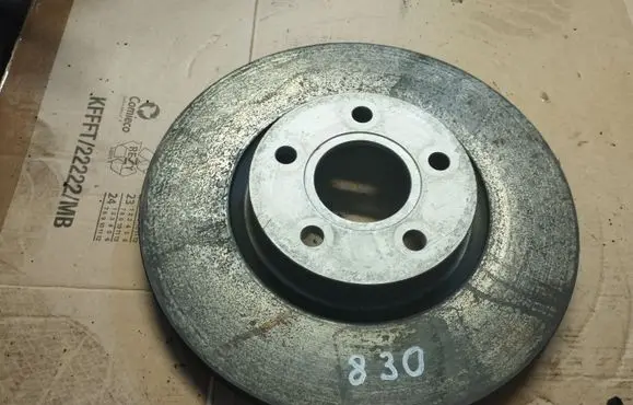 Volvo V50 Front brake disc