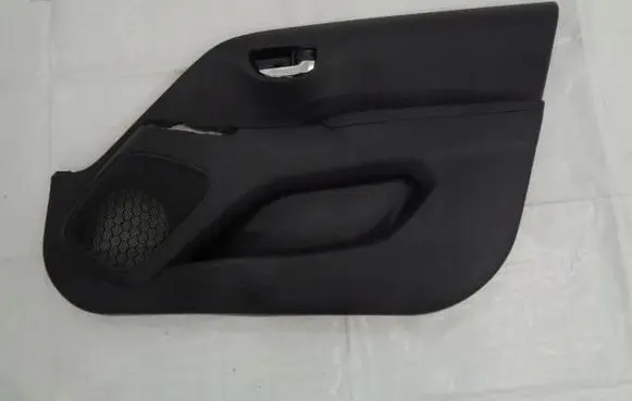 Peugeot 108 Front door card panel trim 67610-0H180