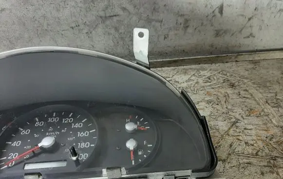 KIA Sorento Speedometer (instrument cluster) 20030918 940033E080 200373000K