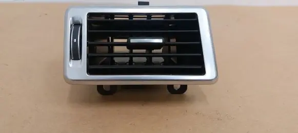 Land Rover Discovery Sport Dashboard side air vent grill/cover trim FK72018B08AC