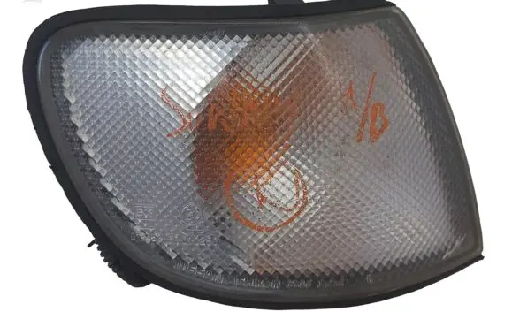 Nissan Sunny Front indicator light 6R010250 013452
