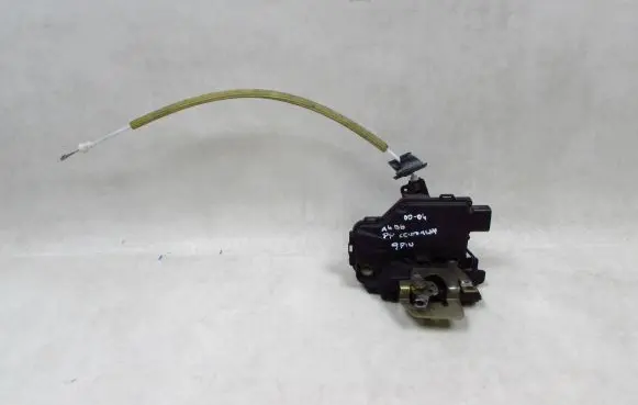 Audi A4 S4 B6 8E 8H Front door lock
