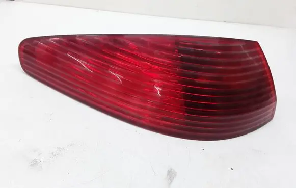 Peugeot 607 Rear/tail lights