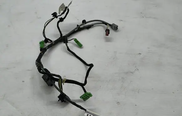 Volvo XC60 Front door wiring loom/harness boot 31313087