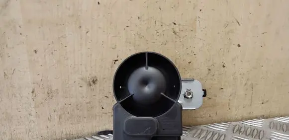 Nissan X-Trail T31 Alarm system siren 