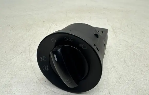 Volkswagen Polo IV 9N3 Light switch 6Q0941531C