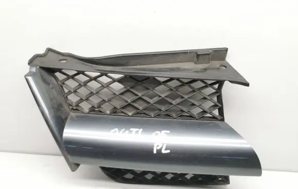 Mitsubishi Outlander Front bumper upper radiator grill MR971688