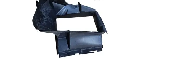 Volkswagen Touareg II Intercooler air channel guide 7P6117335