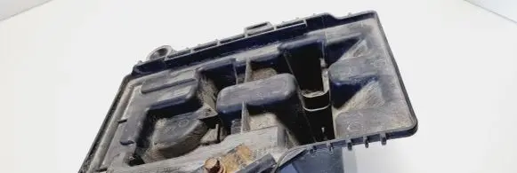 Hyundai Tucson TL Battery tray 