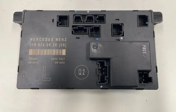 Mercedes-Benz CLS AMG C219 Door control unit/module 2198200626 00005021 6910128