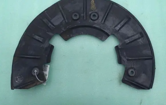 Audi Q7 4L Front brake disc dust cover plate 7L0615311B 7L0615311
