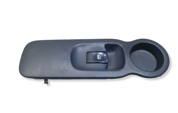Renault Modus Electric window control switch 8200278436