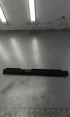 Mercedes-Benz ML W166 Other trunk/boot trim element A1666841231