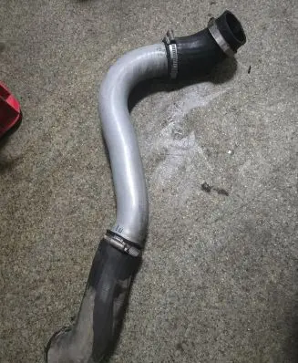 BMW 5 E39 Intercooler hose/pipe 11612247323 11617785396 11617799391