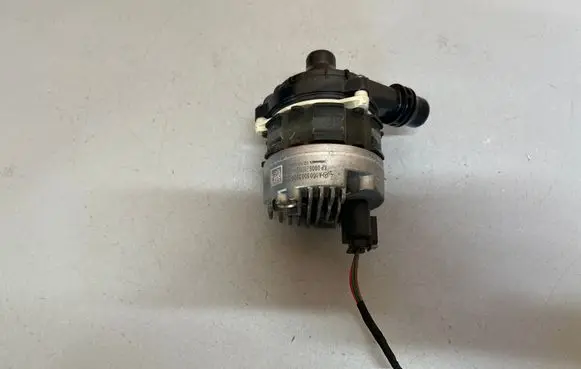 Mercedes-Benz EQA Electric auxiliary coolant/water pump A0005003800