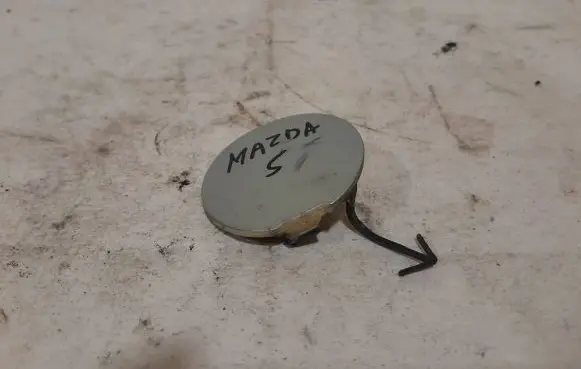 Mazda 5 Rear bumper row hook cap/cover C23550411