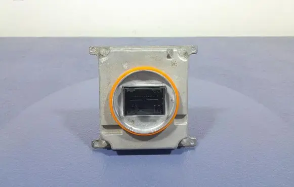 Skoda Octavia Mk3 (5E) Voltage converter/converter module 7P5941591AD
