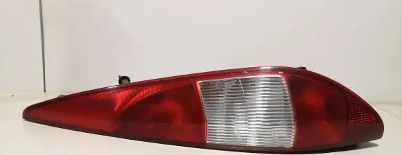 Ford Mondeo Mk III Rear/tail lights 1S7113404C