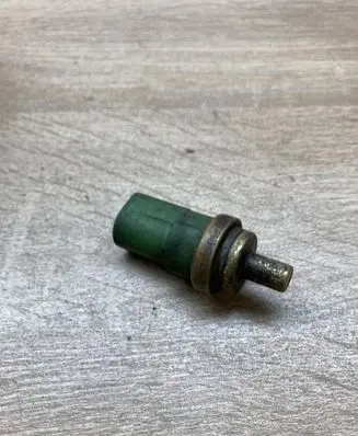 Volkswagen PASSAT B5 Coolant temperature sensor 059919501A