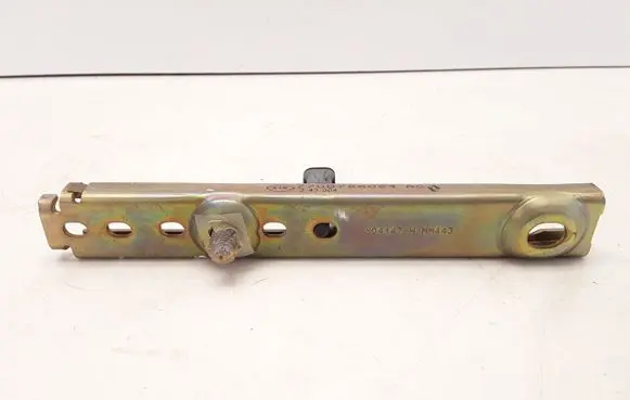 Renault 19 Seat belt height adjuster 7700786024