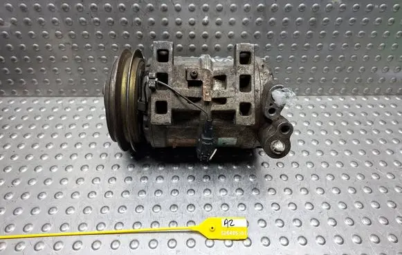 Nissan Navara D22 Air conditioning (A/C) compressor (pump) S26405191 92600VK510