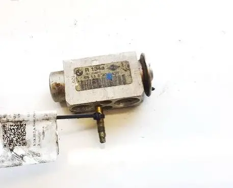 BMW 3 E46 Air conditioning (A/C) expansion valve R134A