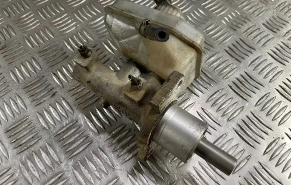 Opel Vectra B Master brake cylinder