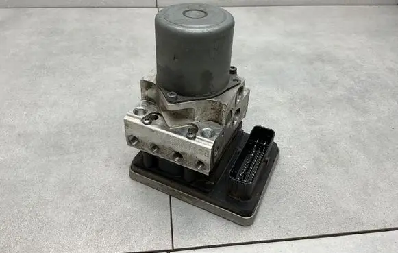 BMW X3M F97 ABS Pump 9502291